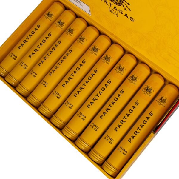Partagas Toro Tubo 6x49 - Image 2