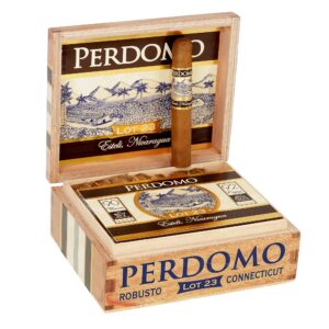 Perdomo Lote 23 Connecticut Robusto
